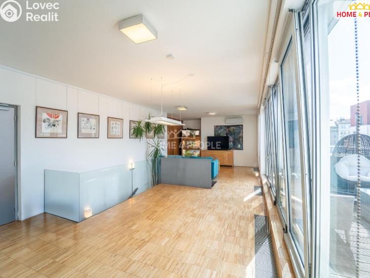 Prodej bytu 4+KK Praha 3, Prokopova č. 7