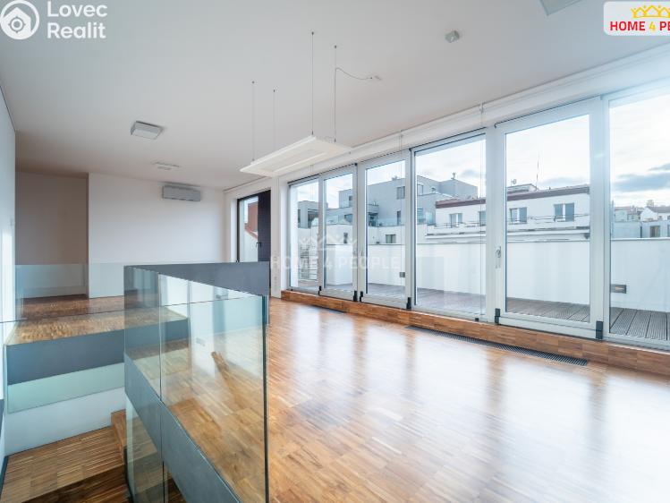 Продажа квартиры 4+KK Praha 3, Prokopova č. 9