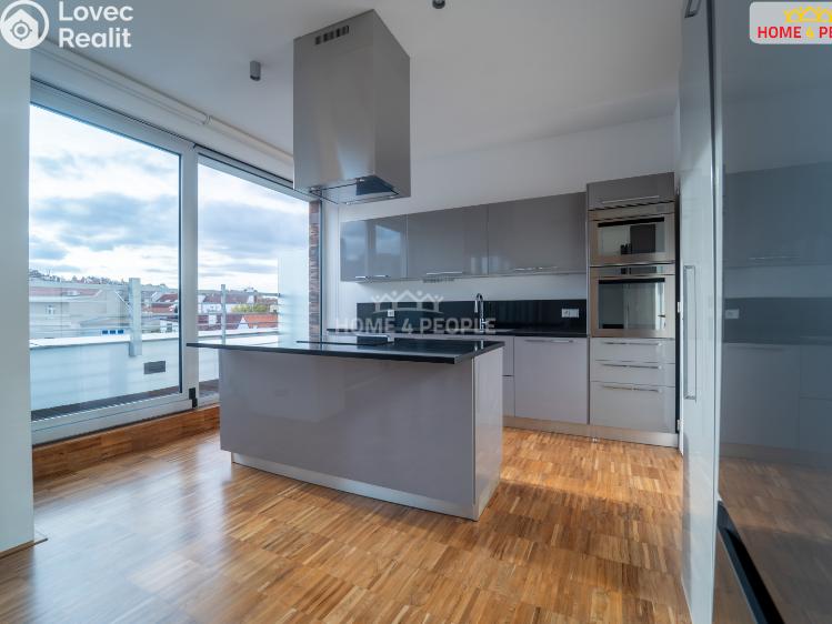 Продажа квартиры 4+KK Praha 3, Prokopova č. 23