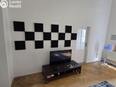 Rent office space Praha, U průhonu č. 3