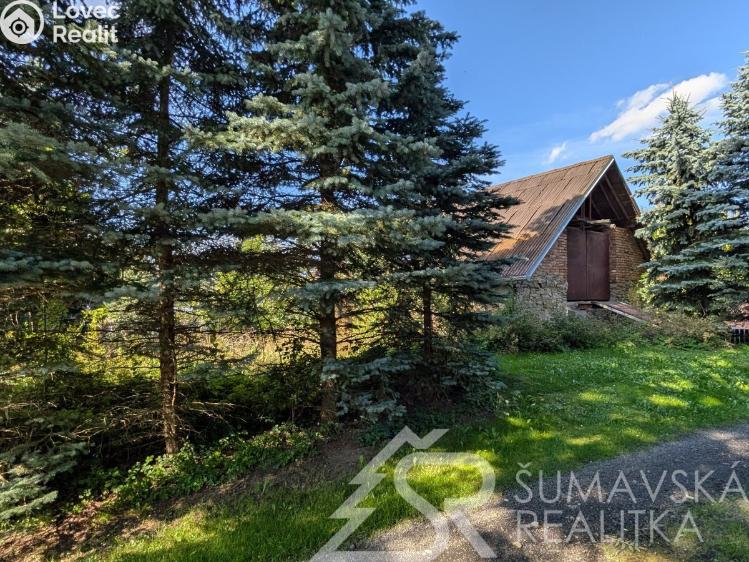 Prodej zemědělské usedlosti Žihobce č. 2