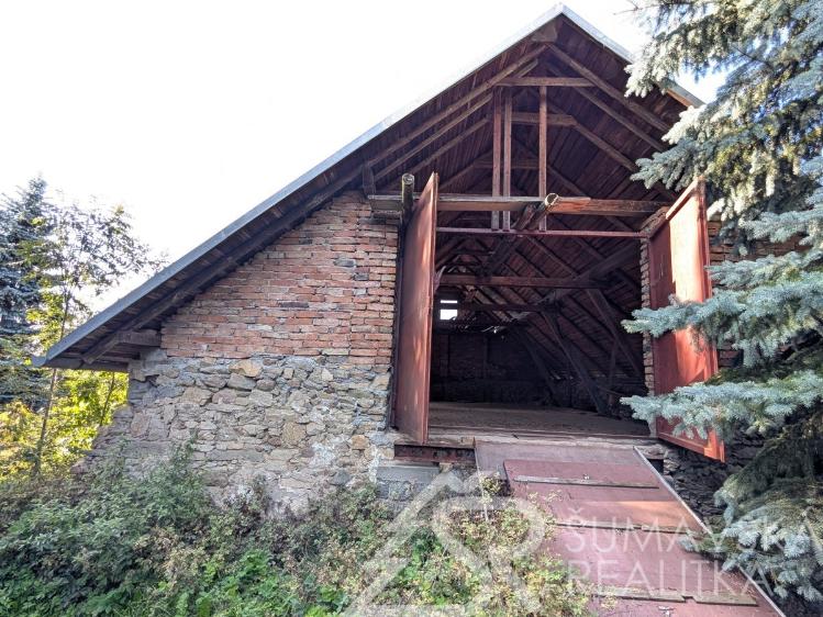 Prodej zemědělské usedlosti Žihobce č. 7