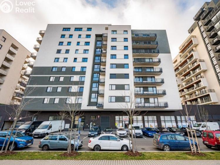 Pronájem bytu 3+KK Praha, Zvěřinova č. 12