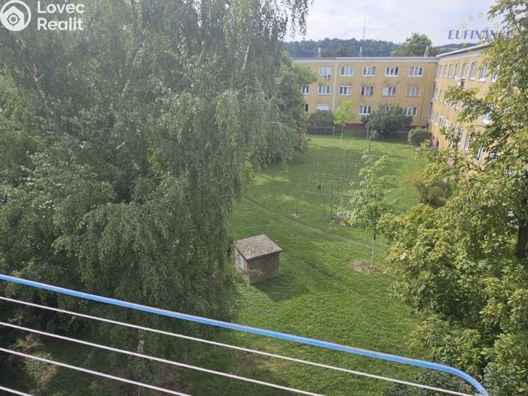 Pronájem bytu 2+1 Kralupy nad Vltavou, nám. Mládežníků 670 č. 15