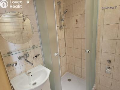 Rent apartment 2+1 Kralupy nad Vltavou, nám. Mládežníků 670 č. 4