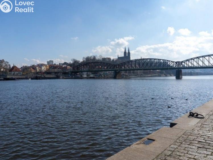 Pronájem bytu 2+KK Praha, Na Valentince č. 11