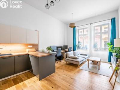 Rent apartment 2+KK Praha, Na Valentince č. 2