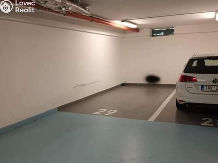 Оренда парковки Praha, Terezínská č. 1