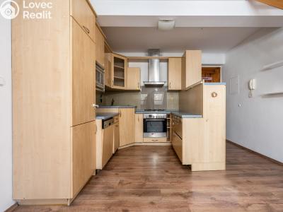 Rent apartment 3+KK Pardubice, Husova 205 č. 2