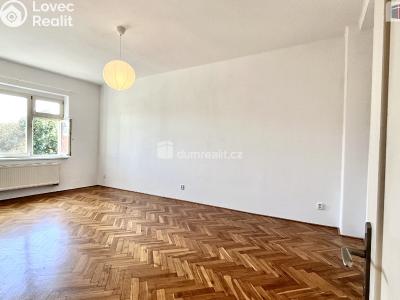 Аренда квартиры 1+1 Praha 3, Olšanské náměstí č. 4