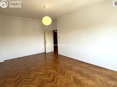 Аренда квартиры 1+1 Praha 3, Olšanské náměstí č. 5
