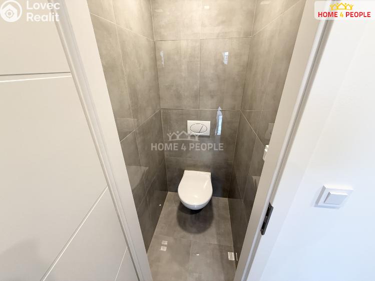 Prodej bytu 4+KK Praha 8, Chabařovická č. 16
