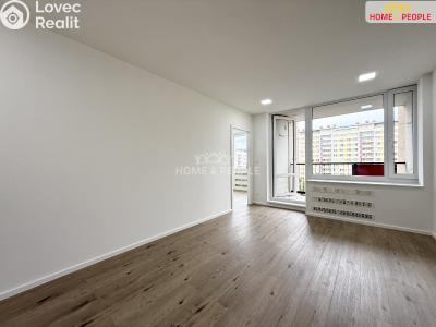 Sale apartment 4+KK Praha 8, Chabařovická č. 3