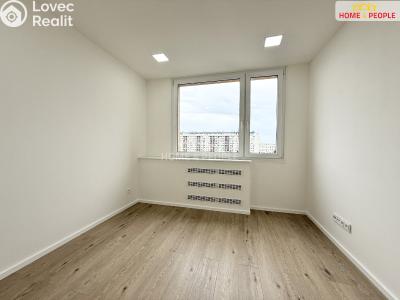 Sale apartment 4+KK Praha 8, Chabařovická č. 4