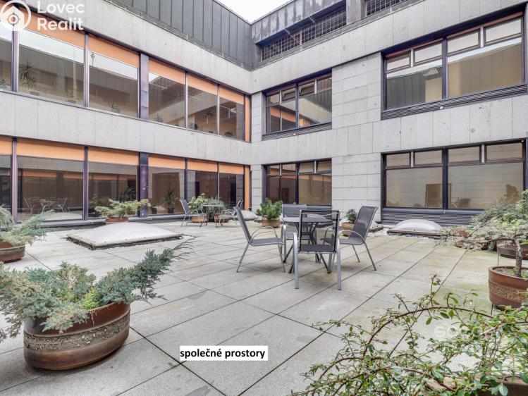 Pronájem kanceláře Praha, Sokolovská č. 8