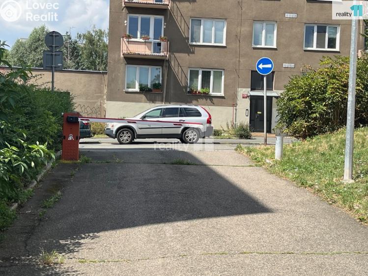 Prodej bytu 3+1 Praha 10, Na hroudě č. 8