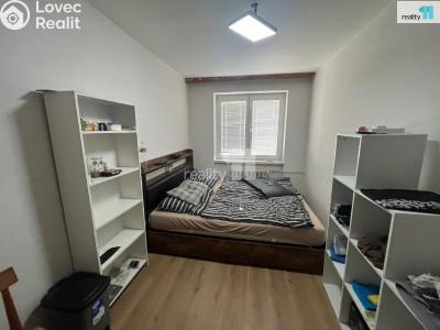 Sale apartment 3+1 Praha 10, Na hroudě č. 4
