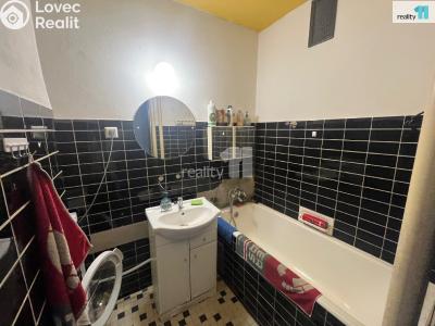 Sale apartment 3+1 Praha 10, Na hroudě č. 6