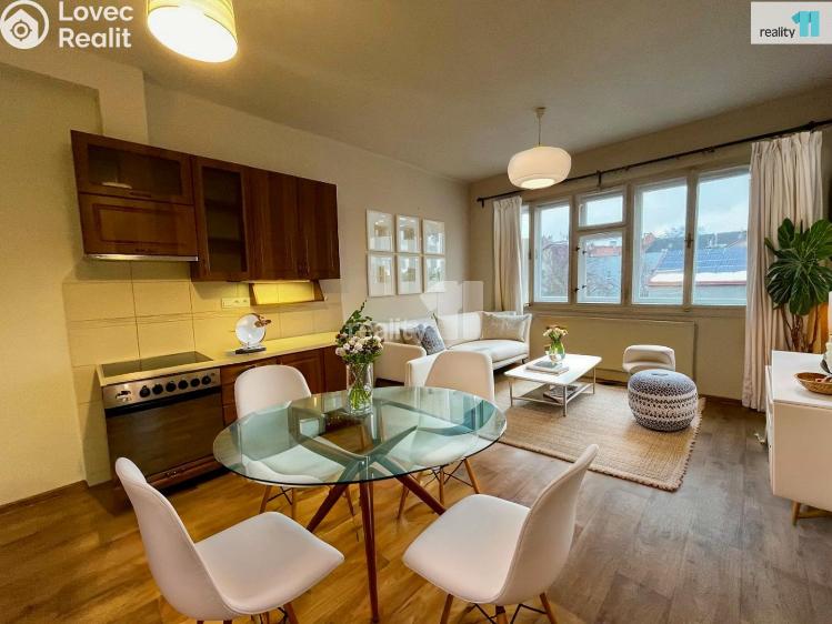 Sale apartment 2+KK Nová Paka, Dukelské náměstí č. 2