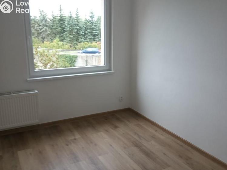 Pronájem bytu 3+1 Chomutov, Bezručova č. 6