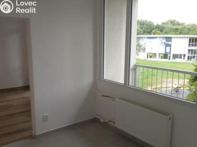 Оренда квартири 3+1 Chomutov, Bezručova č. 3