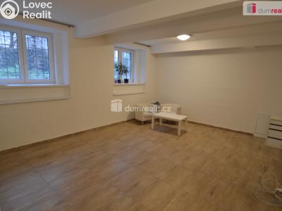 Pronájem bytu 1+KK Praha 8, Vosmíkových č. 4