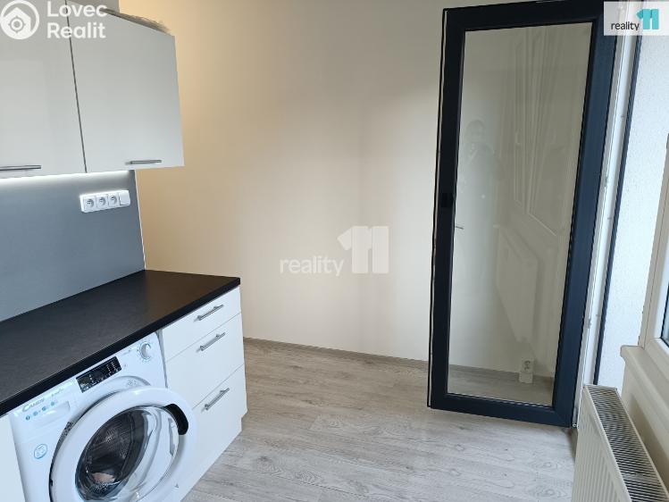 Pronájem bytu 2+KK Děčín, Karla Čapka č. 3