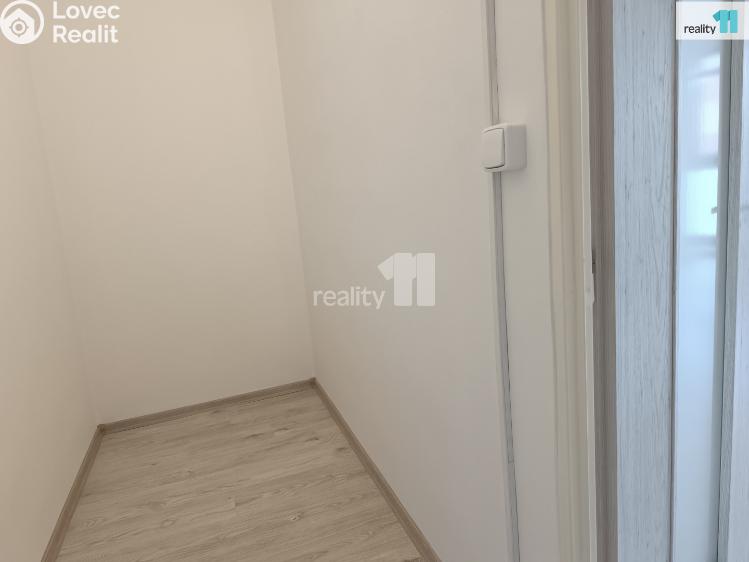 Pronájem bytu 2+KK Děčín, Karla Čapka č. 38