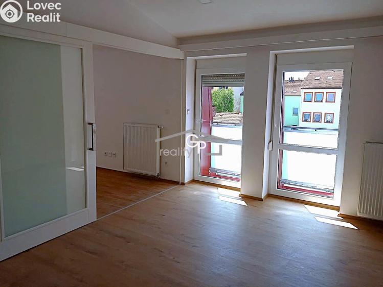 Pronájem bytu 3+KK České Budějovice, Jírovcova č. 1