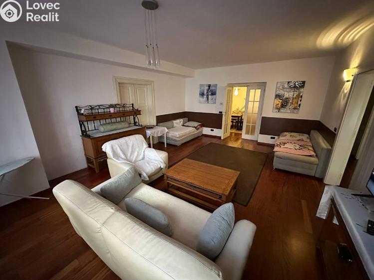 Rent apartment 5+KK Praha, Krakovská č. 1