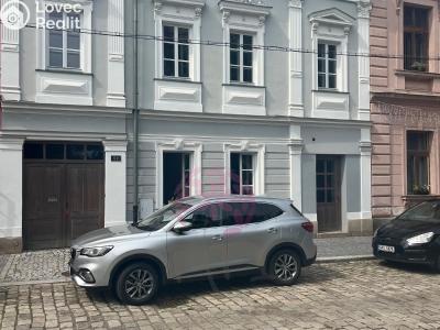 Оренда торгового приміщення Kostelec nad Černými lesy, náměstí Smiřických 52 č. 2