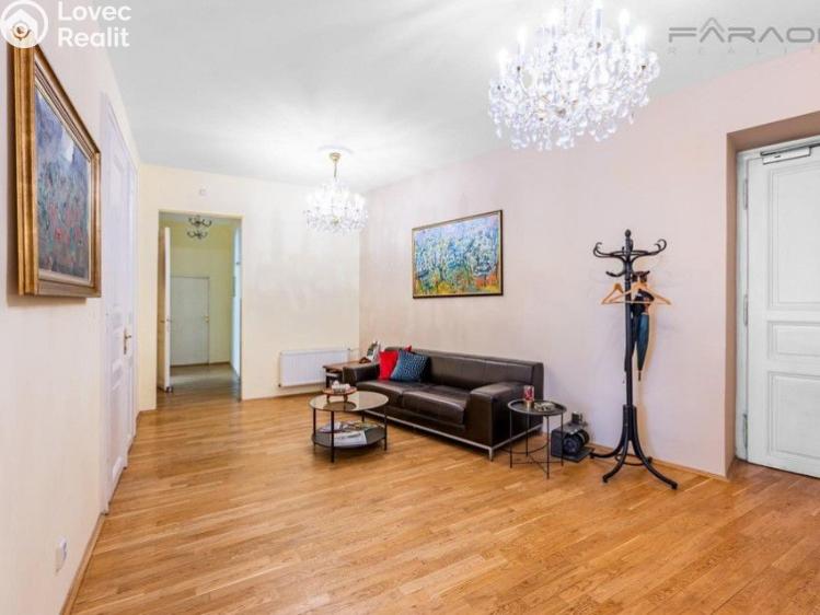 Продаж офісного приміщення Praha, Washingtonova č. 1