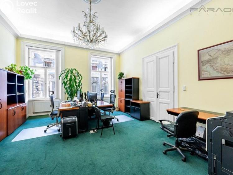 Продаж офісного приміщення Praha, Washingtonova č. 4