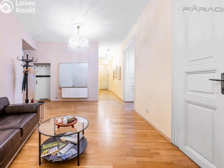 Продаж офісного приміщення Praha, Washingtonova č. 8