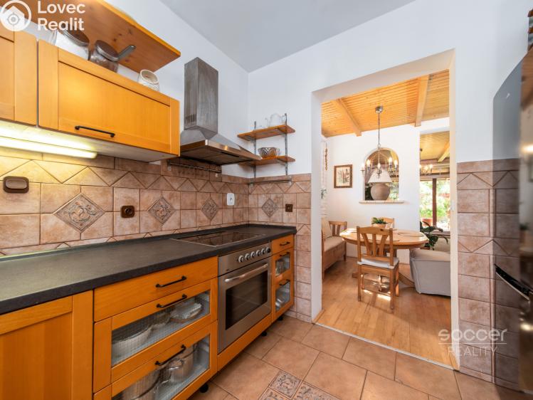 Продажа семейного дома Vestec, U Hřiště č. 8