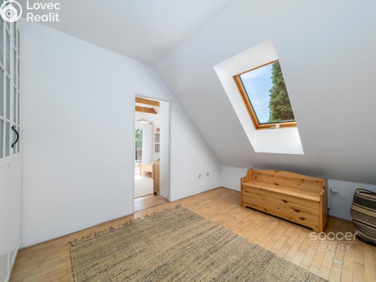 Продажа семейного дома Vestec, U Hřiště č. 13