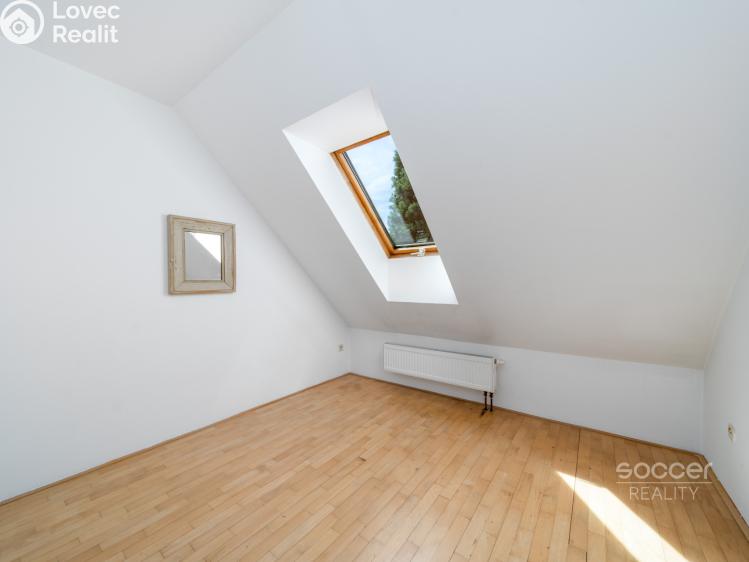 Продажа семейного дома Vestec, U Hřiště č. 17