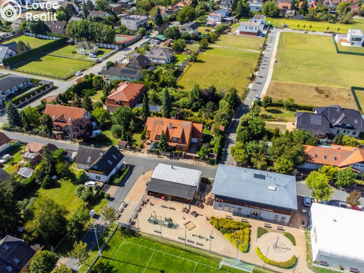 Продажа семейного дома Vestec, U Hřiště č. 33