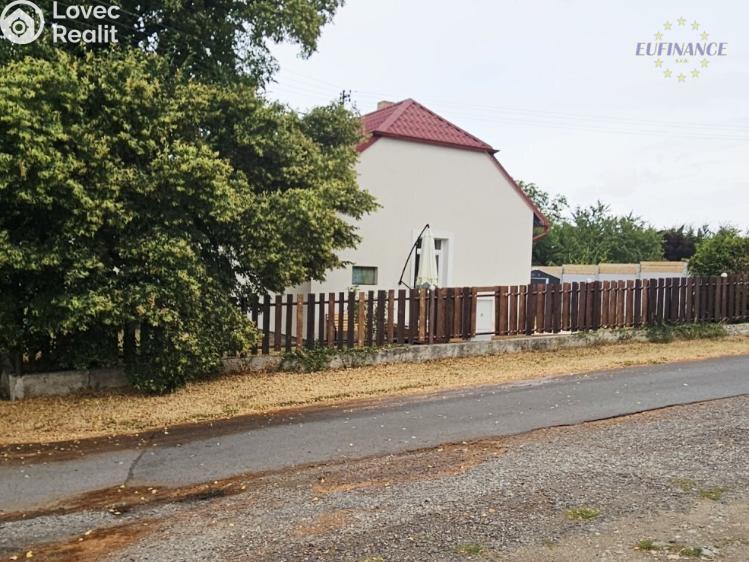 Pronájem rodinného domu Chvatěruby č. 22