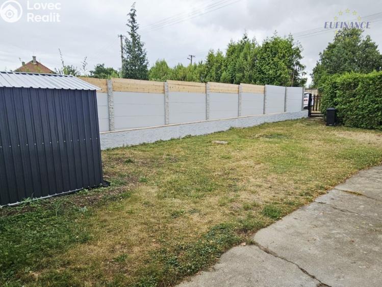 Pronájem rodinného domu Chvatěruby č. 24