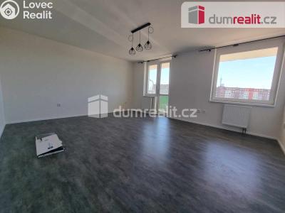 Rent apartment 1+1 Praha 13, Sluneční náměstí č. 2
