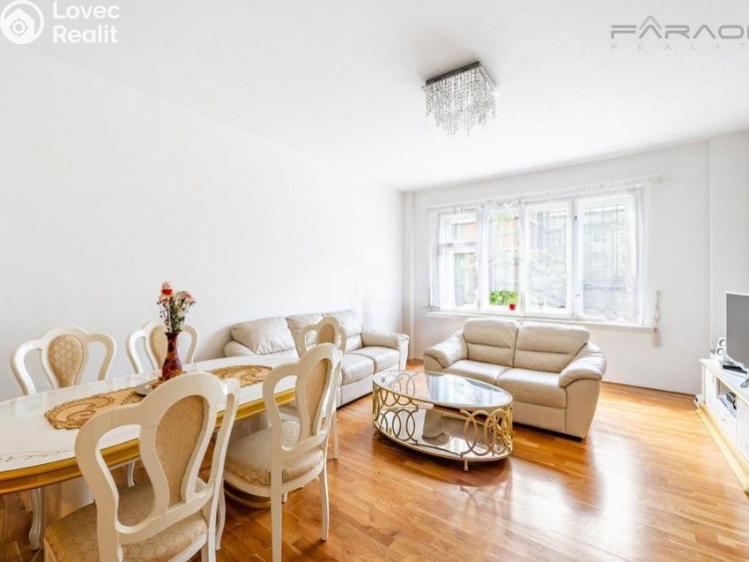 Sale apartment 4+1 Praha, Stroupežnického č. 7