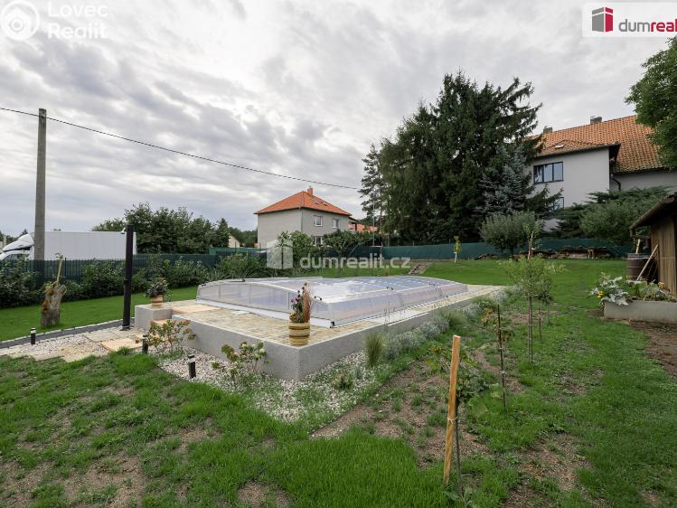 Prodej rodinného domu Měšice, Na Křížku č. 8