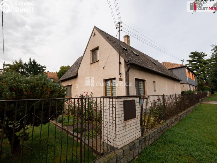 Prodej rodinného domu Měšice, Na Křížku č. 17