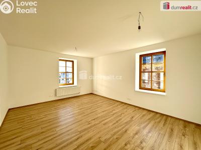 Prodej bytu 2+KK Horní Blatná, náměstí Sv. Vavřince č. 5