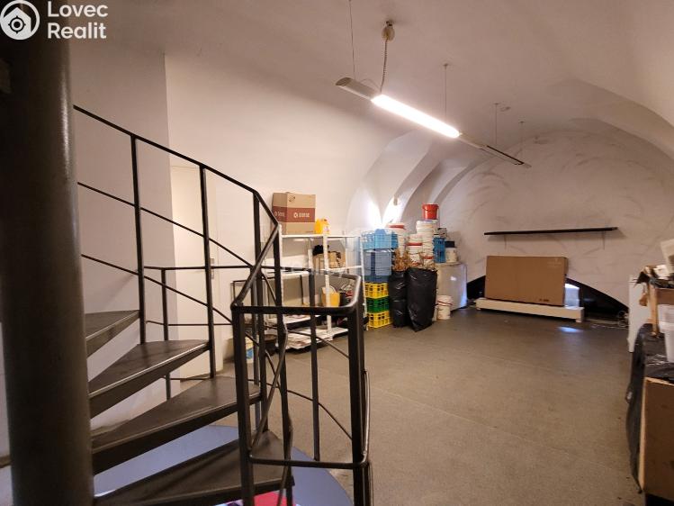 Pronájem obchodního prostoru Kolín, Na Hradbách č. 14