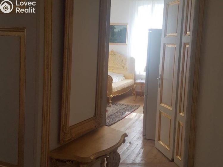 Sale apartment 3+KK Karlovy Vary, Zeyerova 952/1 č. 4