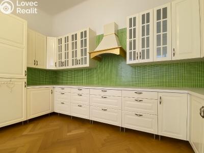 Sale apartment 4+KK Praha, Ovenecká č. 4