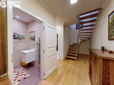 Sale apartment 3+KK Praha, Drtinova č. 4