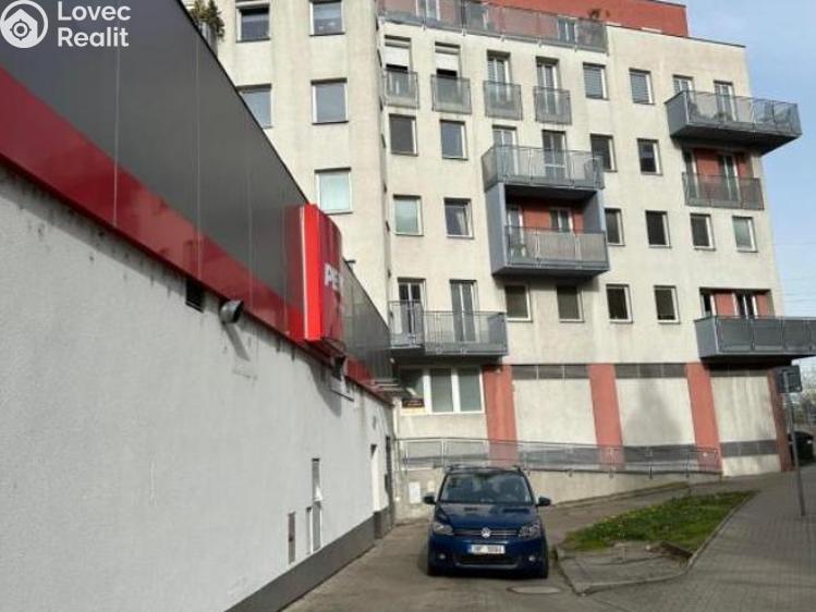 Prodej bytu 3+KK Praha, Choceradská č. 17